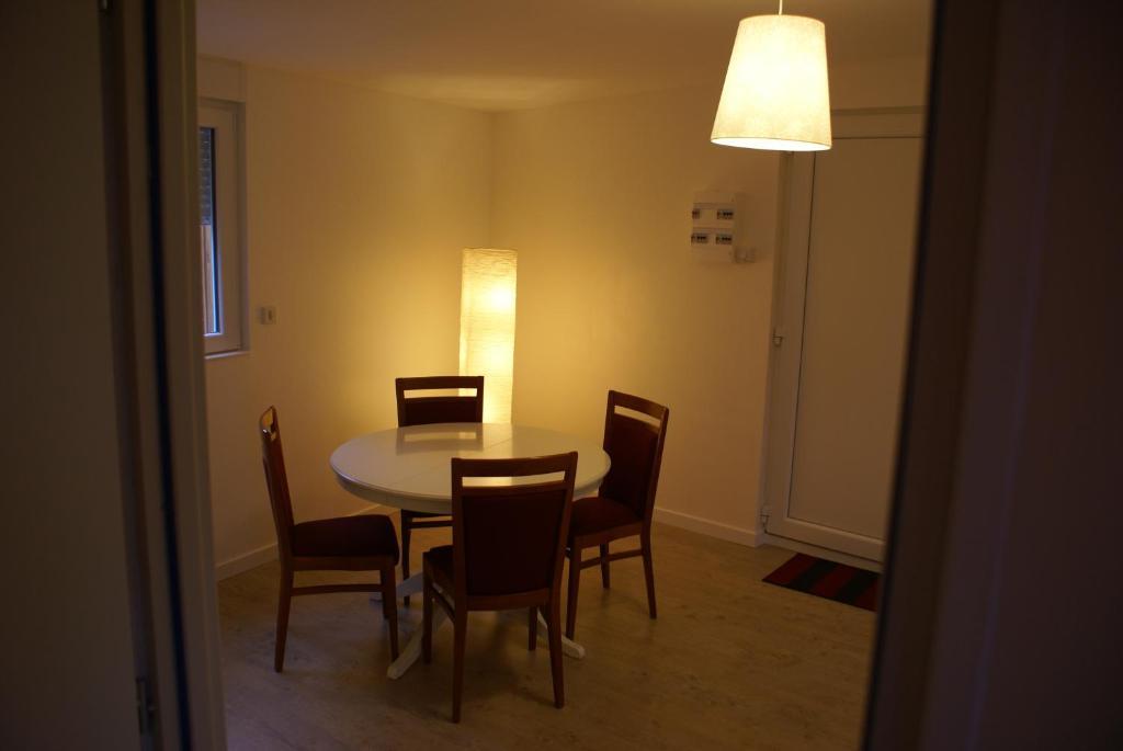 La Musarde Hauteville-les-Dijon Room photo